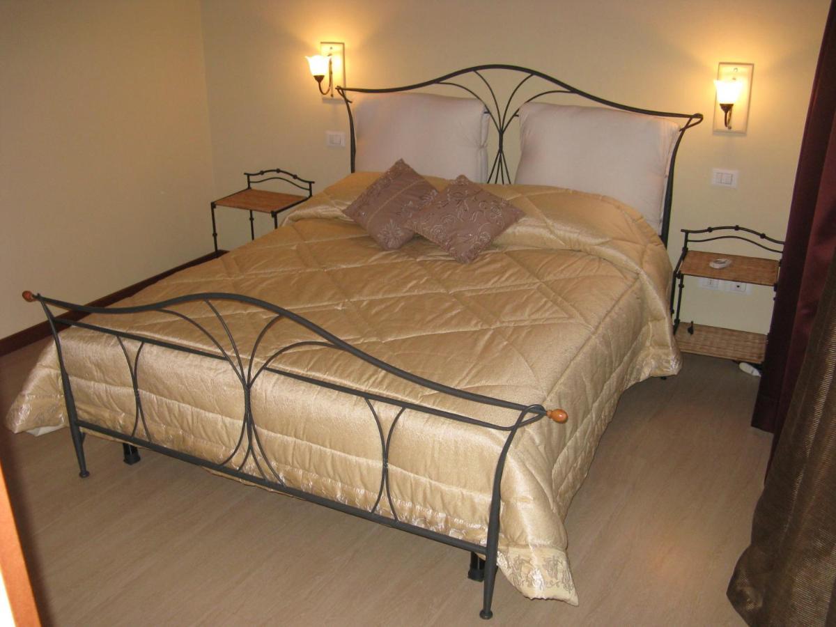 Wind'S House Bed & Breakfast Pove del Grappa Room photo